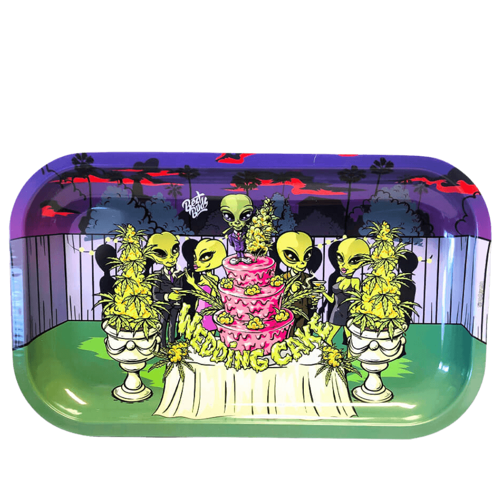 Bandeja liar Wedding Cake metálica de Best Buds, amplia y elegante, ideal para organizar tu sesión de fumado con estilo.